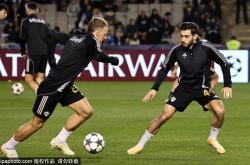 切尔西天才埃斯特旺闪耀欧冠，亚馬(mǎ)尔的失落与梅(méi)西的影子