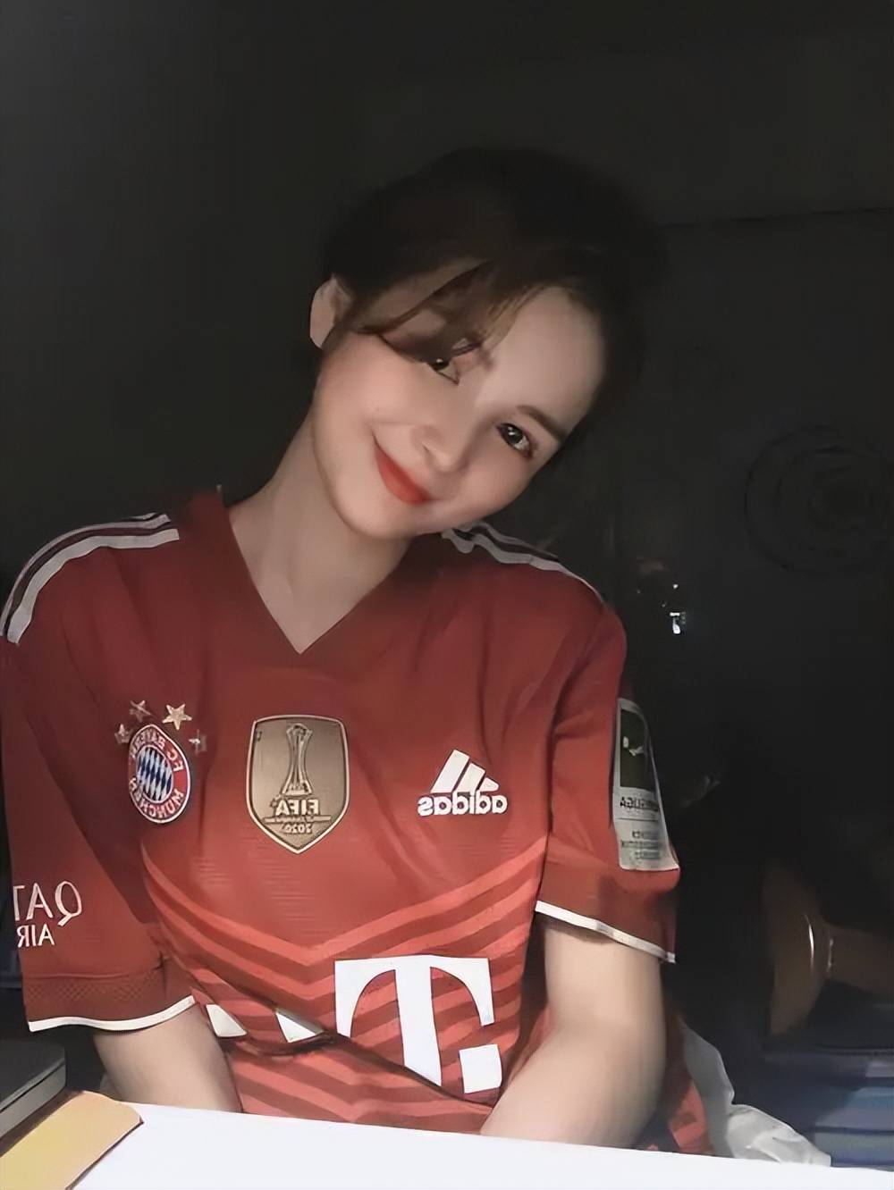 残暴,昨晚欧冠全是大胜,今晚再战9场,比分精准预测