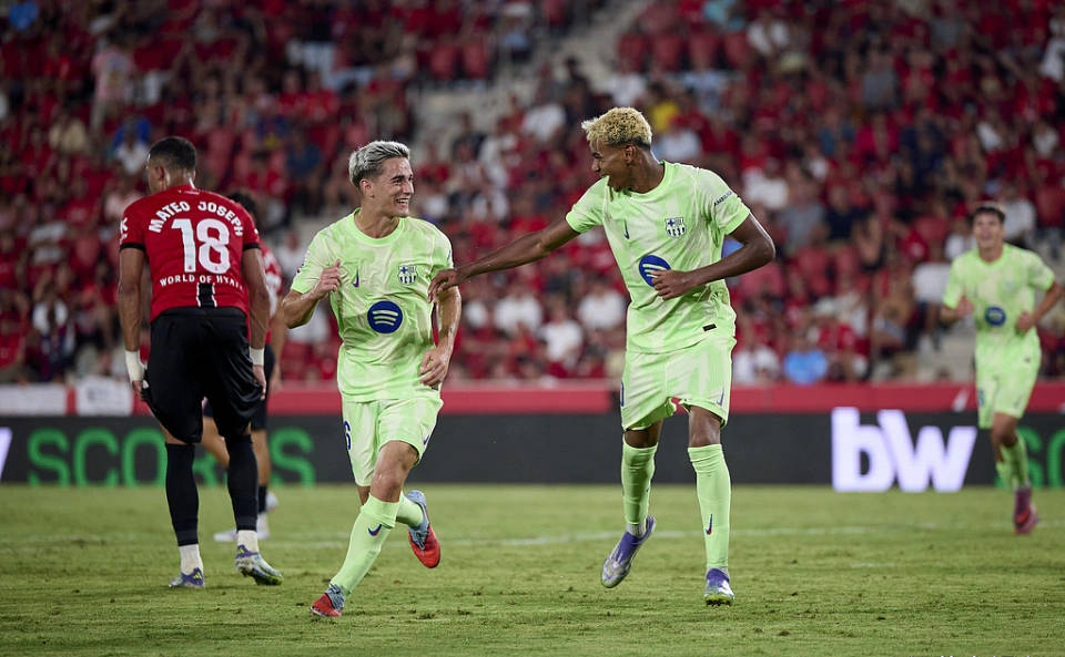 巴萨天才再次受伤!加维半月板严重受损,欧冠前景存疑