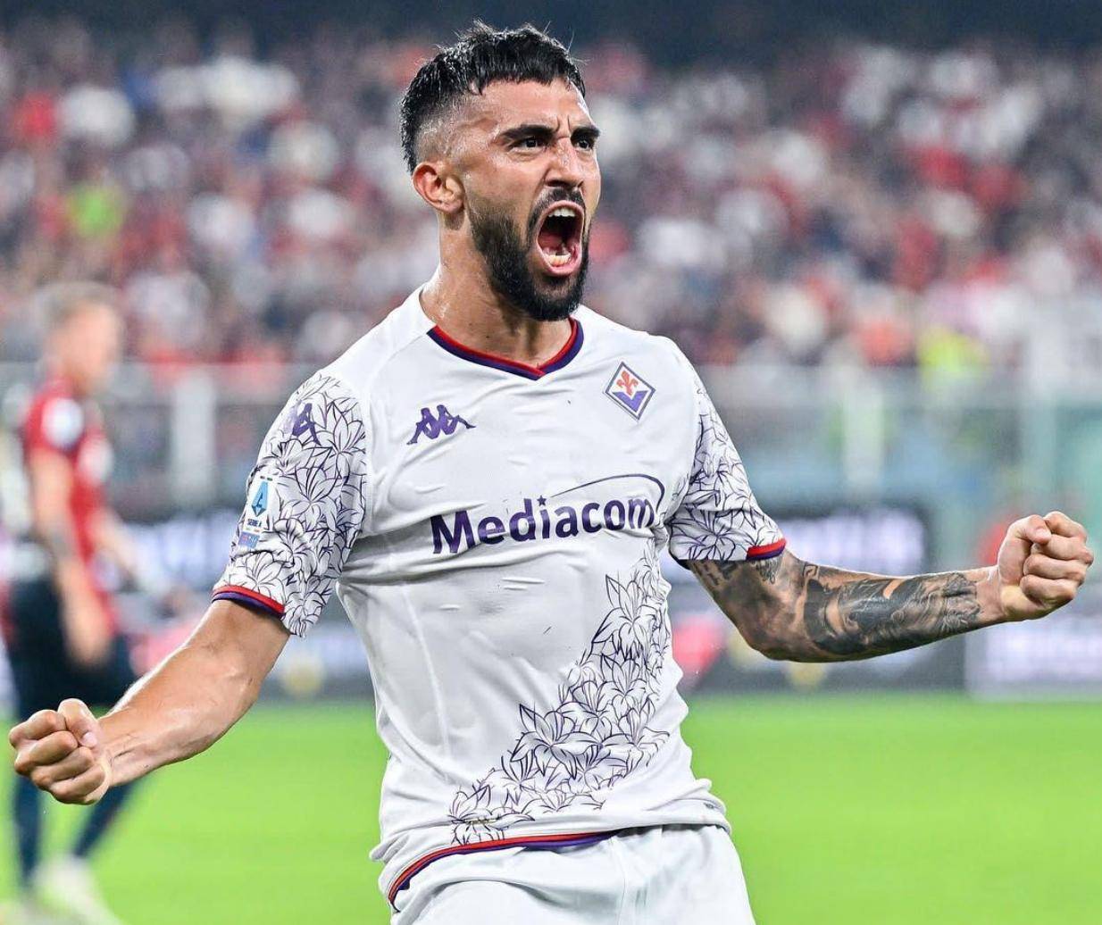 欧冠惊天误判？皇马赢球却惹争议，德泽尔比直言“可耻”，巴萨媒体公开嘲讽