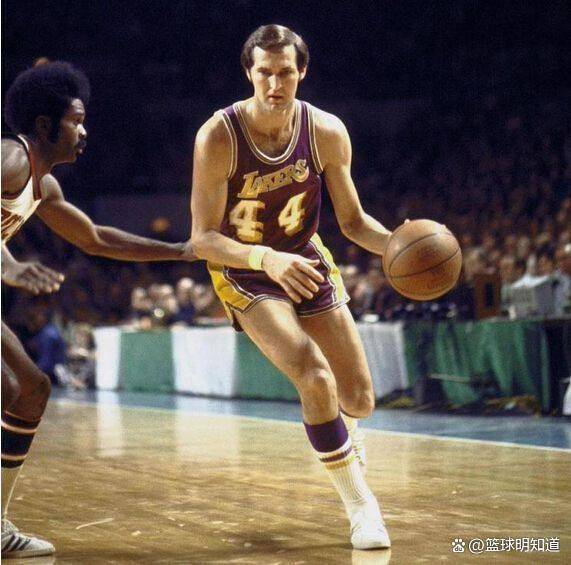 MVP之争:常规赛MVP与总决赛MVP,谁的含金量更胜一筹?