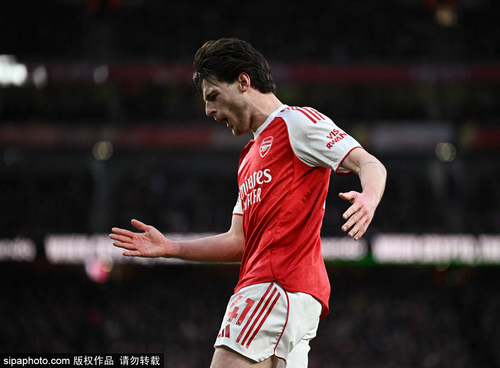 英超-厄德高破门赖斯造乌龙 阿森纳2-1布莱顿继续领跑