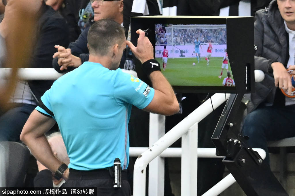 本赛季欧冠零封榜:拉亚、索默3场最多,库尔图瓦、维卡里奥2场背后数据揭秘