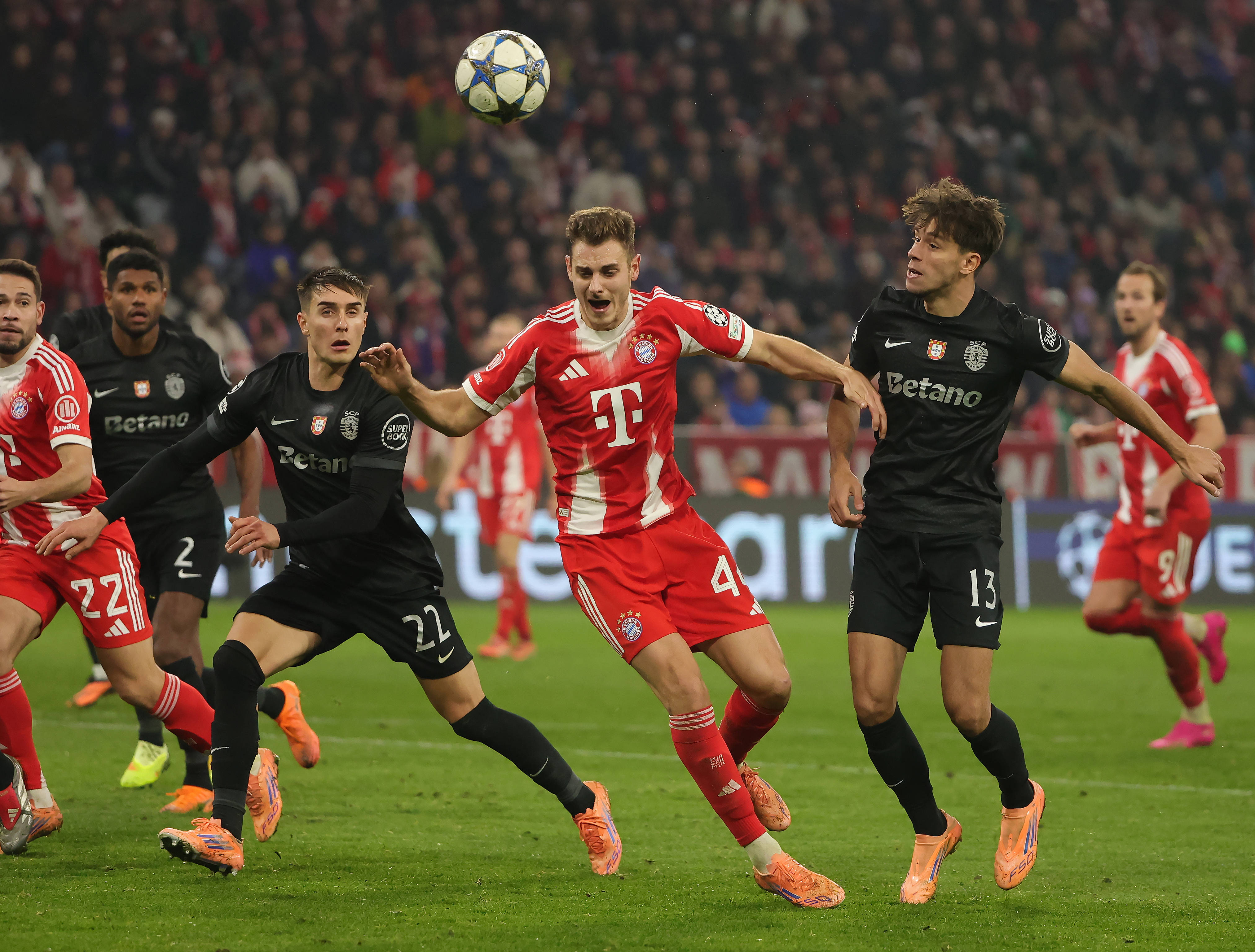 (体育)足球——欧冠:拜仁慕尼黑胜里斯本竞技