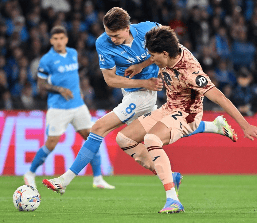 欧冠——本菲卡 VS 那不勒斯 比分预测！