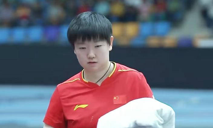 印度亚锦赛女团半决赛:孙颖莎3-1申裕斌,场馆出现漏水事件