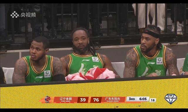 萨林杰抢断莫兰德，亨特都不如奥利弗，赵继伟痛哭，奎因数据吓人